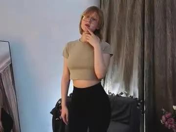 Freechat adelin_frosty on Chaturbate