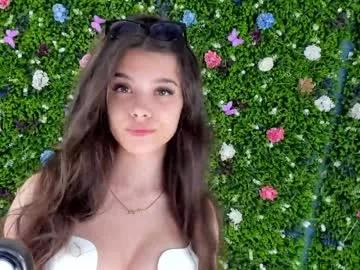 Freechat babyaylin on Chaturbate