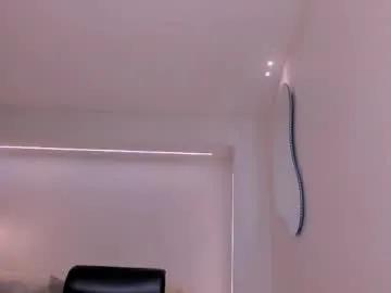 Freechat bonnyrosex on Chaturbate