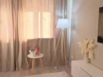 Freechat caramel_bella on Chaturbate