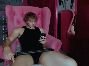 Freechat chase_muscular on Chaturbate
