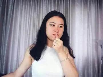 Freechat danideritis on Chaturbate