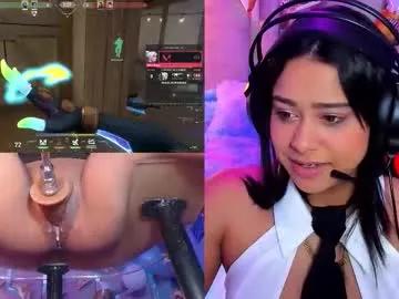 Freechat ginakurt_ on Chaturbate