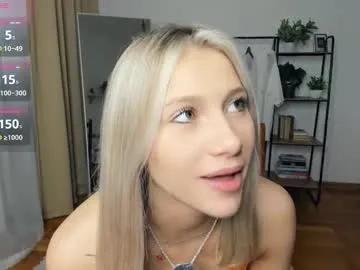 glossybabe_ — unbutton my shorts ! lovense work !? ... call me Cherry :) #18 #bigboobs #new #blonde #teen [29 tokens remaining]