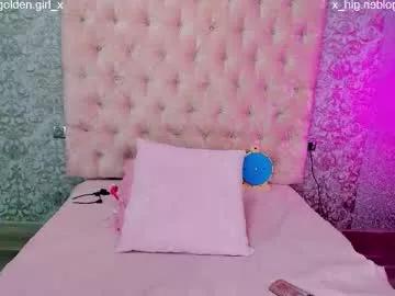 Freechat golden_girl__ on Chaturbate