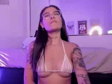Freechat heyyo1808 on Chaturbate