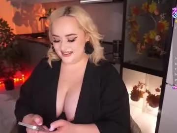 irena_barr18 — Your chill zone  #bbw  #curvy  #bigboobs  #submissive  #bdsm [2724 tokens remaining]