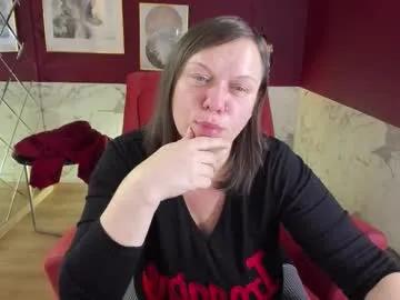 Freechat kellysuper on Chaturbate