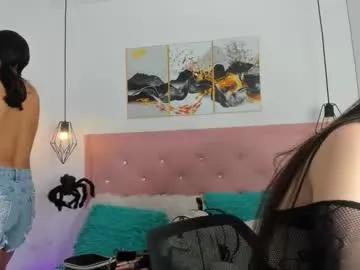 Freechat kiara__white on Chaturbate