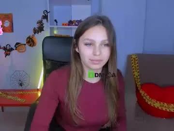 Freechat kleri_paint on Chaturbate