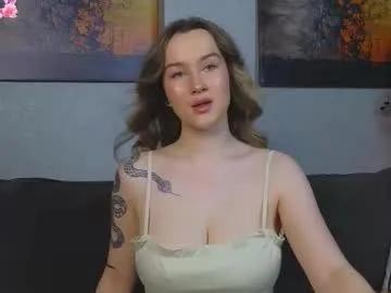 kylie_moss — Goal: LET'S MAKE MY BOOBS FREE  #bigboobs and a #bigass that i know u will like I [423 tokens remaining]