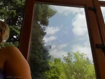 Freechat m1ss_ariana on Chaturbate