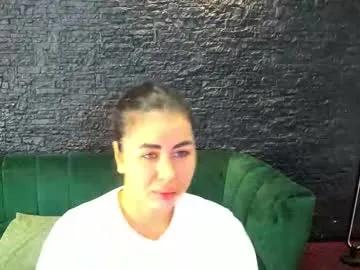 Freechat megaboobsdee on Chaturbate