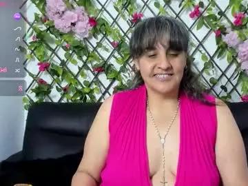 merlyna_goldens — GOAL: Squirt  [525 tokens remaining] naughty mature woman wants to play with you #curvy #sexy #colombiana #mature #nice