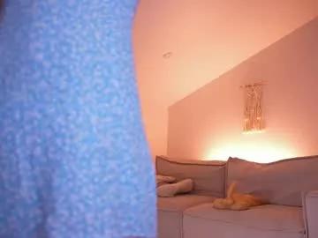 Freechat miablueye on Chaturbate