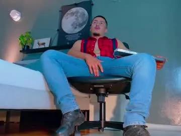 Freechat mrfox__ on Chaturbate