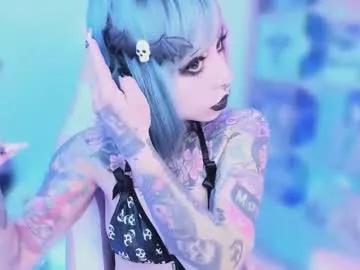 Freechat nikkiramone on Chaturbate