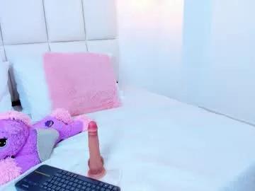 nina_sweetz — GOAL: cum in my face [80 tokens remaining] Let's enjoy, I'm burning  #pantyhose #saliva #pinay #blowjob #deepthroat