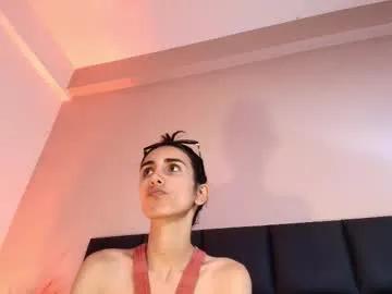 Freechat ninacavallli on Chaturbate