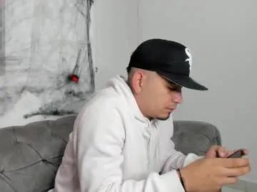 Freechat owensttone on Chaturbate