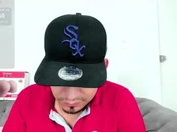 Freechat owensttone on Chaturbate