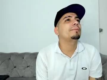 Freechat owensttone on Chaturbate