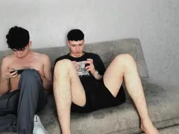 Freechat pelusos_mens on Chaturbate