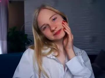 Freechat phyllisearney on Chaturbate