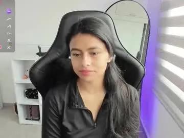 Freechat roseparis on Chaturbate