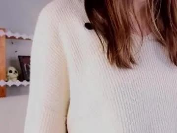 sandili — Goal:  Show my tongue  Hi all! I'm Isabela! This is my first time here! Let's chat! #New #skinny #cute #18 #shy [22 tokens remaining]