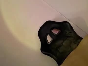 seduce_and_surrender — COME CLOSER TO ME AND i FUCK UR MOUTH AND ASS!!!! nr? cumslut? #mistress #lovense #selfsuck #wifematerial #cum [1800 tokens remaining]