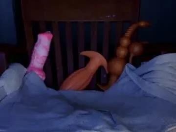 shakespeareisahomie — xoxoxo #kinky #anal #slut #plugged