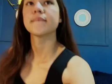 Freechat skyy_bloom on Chaturbate