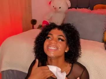 Freechat tayssa_maravilh on Chaturbate