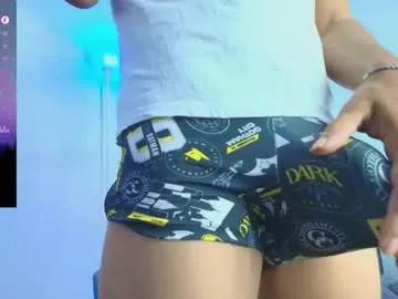 Freechat tylerwhiite_ on Chaturbate