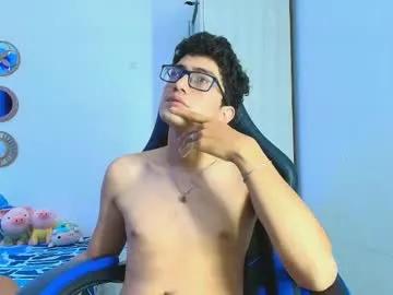Freechat tylerwhiite_ on Chaturbate