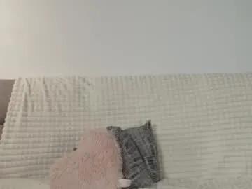 Freechat xoxo_cherry1 on Chaturbate