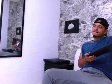 yeisonbrown — a new guy with playing wich ur hard cock inside!, see my cum! #new #young #bigdick #latin #cum [68 tokens remaining]