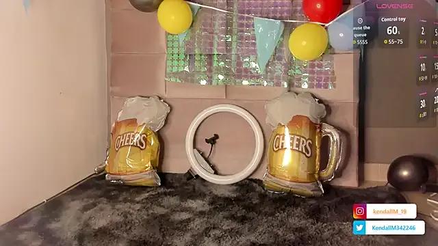 Freechat _Kendall_19 on StripChat