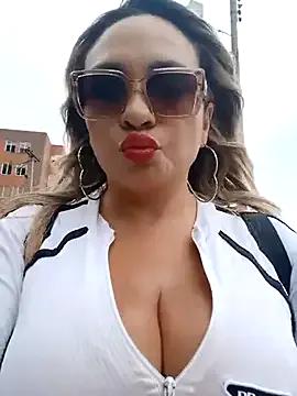 Freechat Afroditecash on StripChat