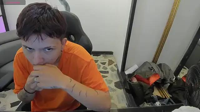 Freechat AlanRed_ on StripChat