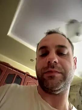 StripChat AndyLynn is Freechat AndyLynn — On a sex toys