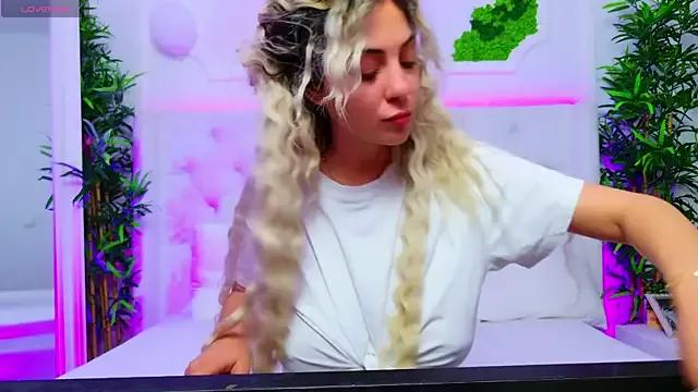 AriannaSins — Are you ready to fall into sin? :fire: