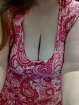 StripChat AugustRayn is Freechat AugustRayn — Naked for 15 minutes