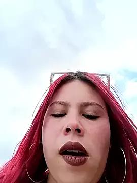 Freechat aurora_sky11 on StripChat