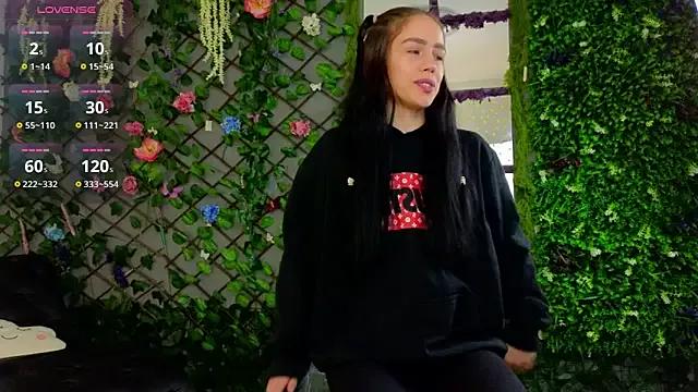 Freechat baby_nyco on StripChat