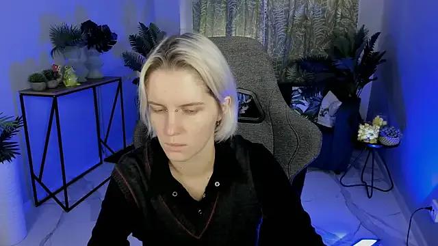 StripChat BethanyCloud is Freechat BethanyCloud — dance for you