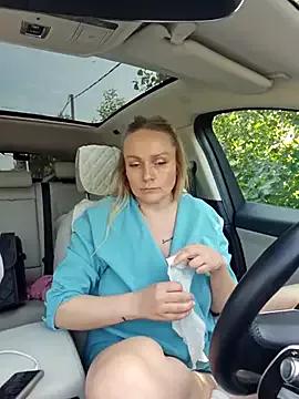 Freechat Bondgirl_013 on StripChat