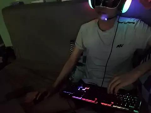 Freechat boyhigh1997 on StripChat