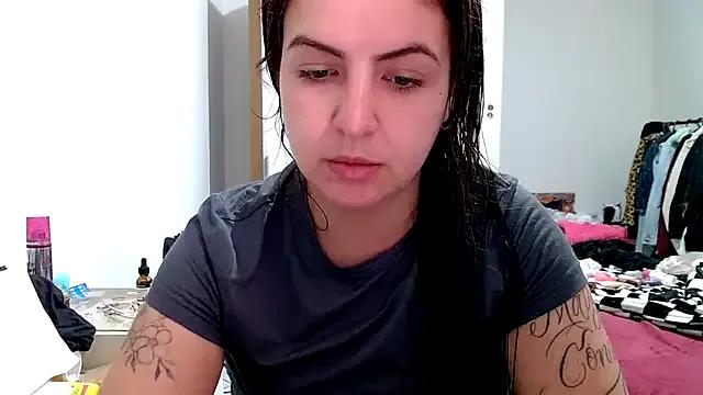 StripChat chelbyy is Freechat chelbyy — me masturbar at gozar